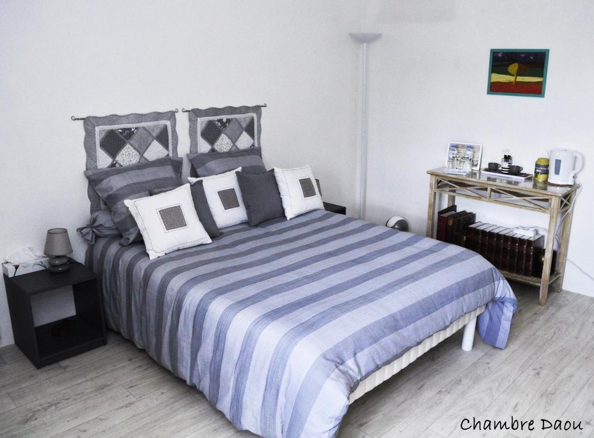 Ty Daou Gwez Bed & Breakfast Irodouer Екстериор снимка